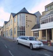 Mahon'S Hotel Irvinestown Exterior photo